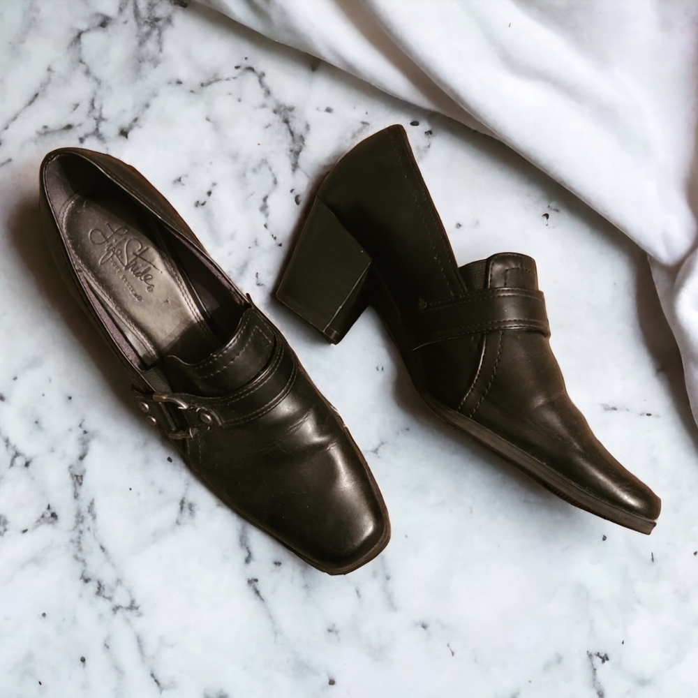 Life Stride Heeled Loafers sz 10